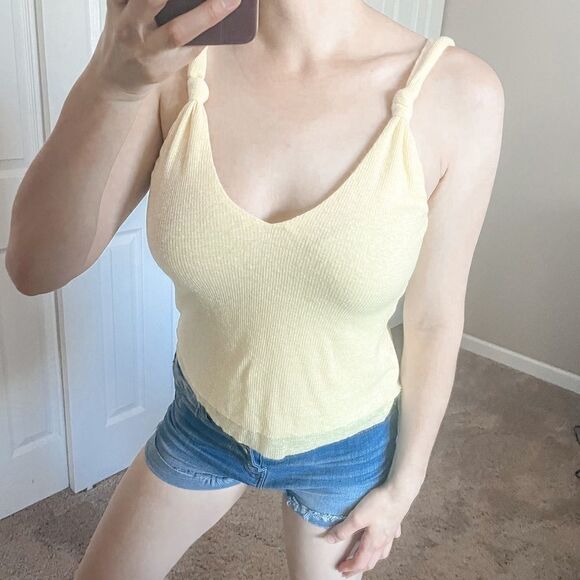 The Range REVOLVE Ribbed Crop Tank Top Yellow XS - Picture 3 of 11